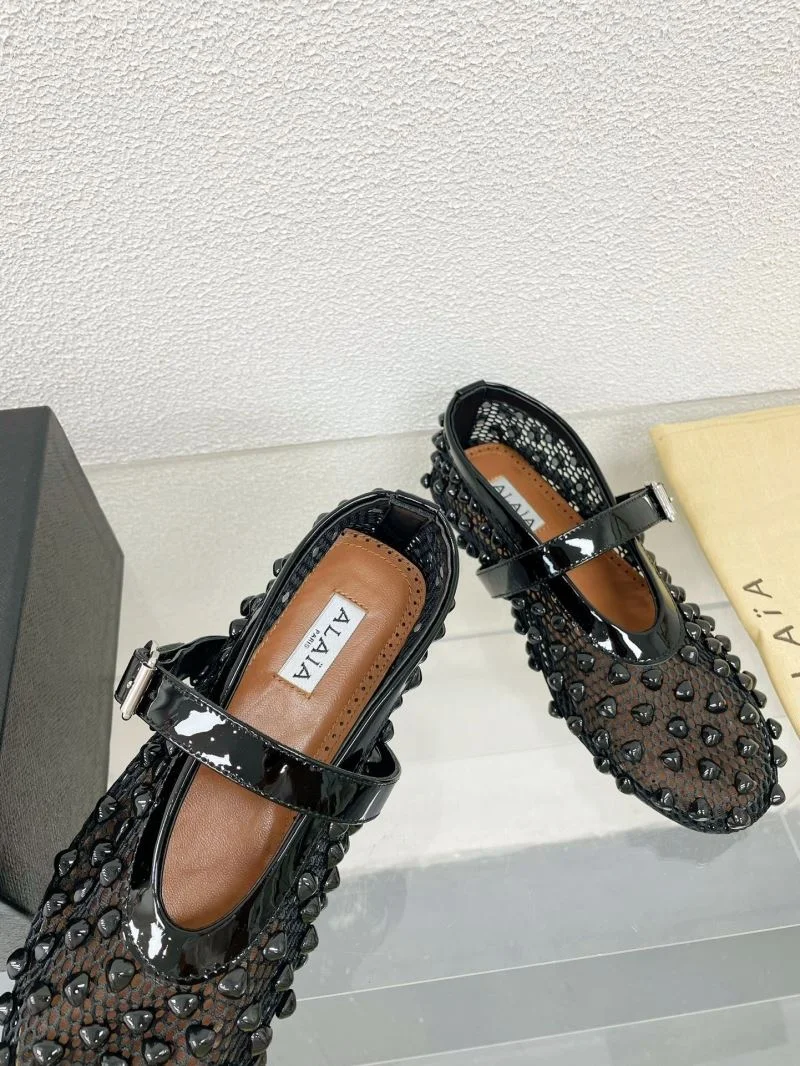 Alaia Sandals WellDesigned 16072