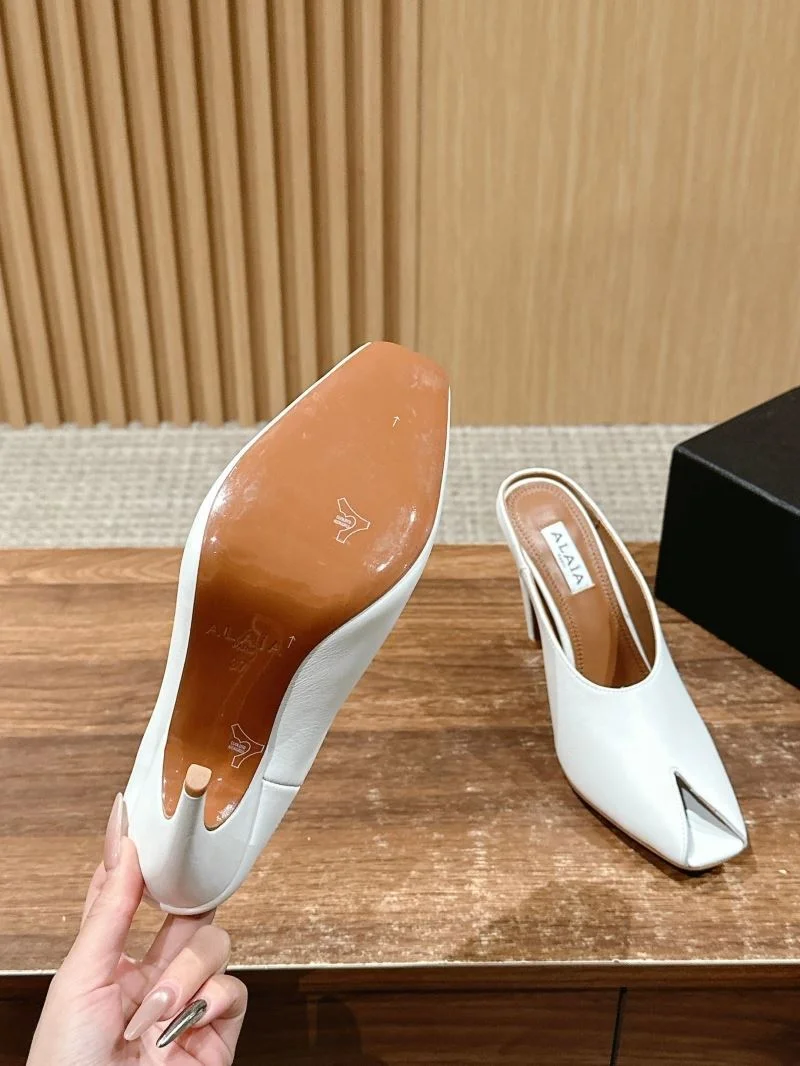 Alaia Sandals Cozy 6998