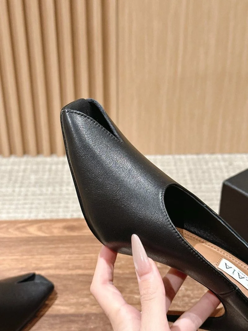 Alaia Sandals Elegant 6999