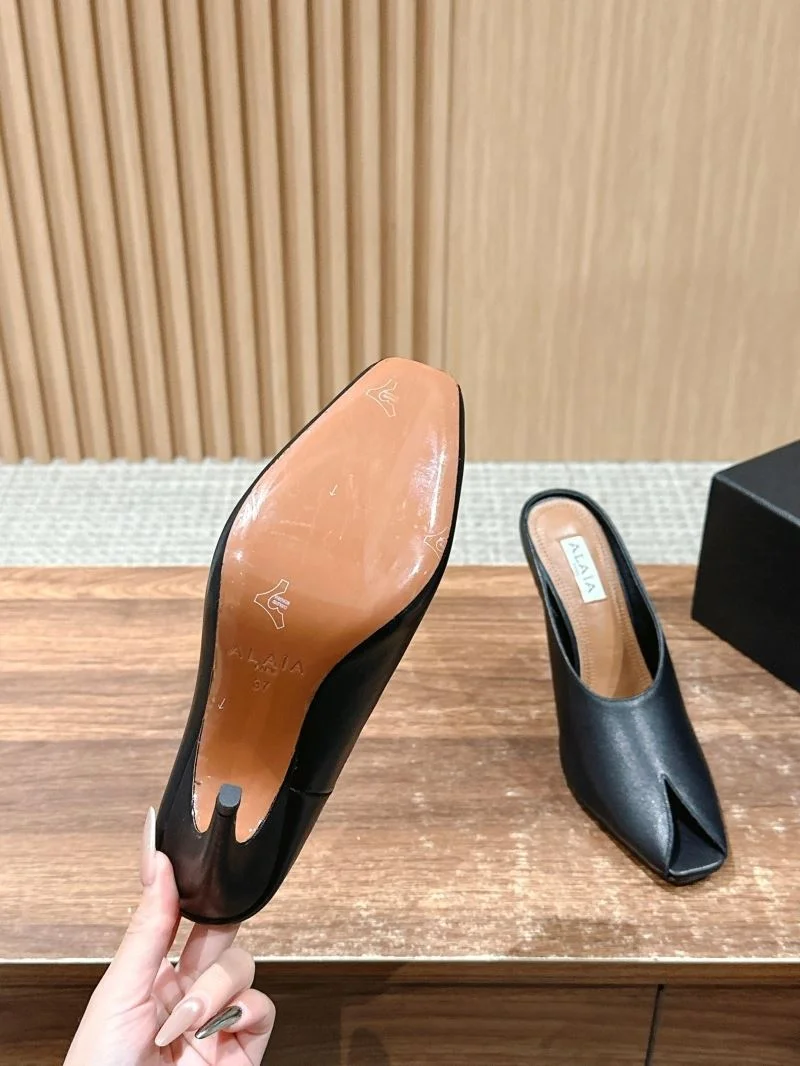 Alaia Sandals Elegant 6999