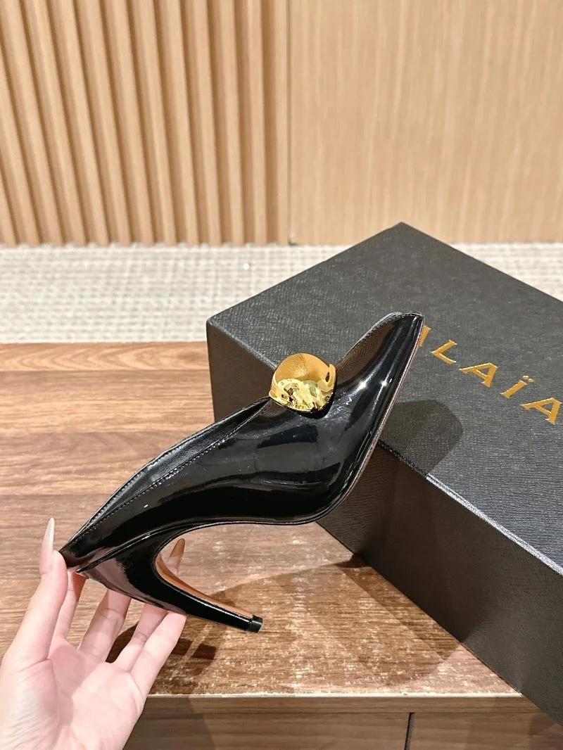 Elegant Alaia Sandals 7010
