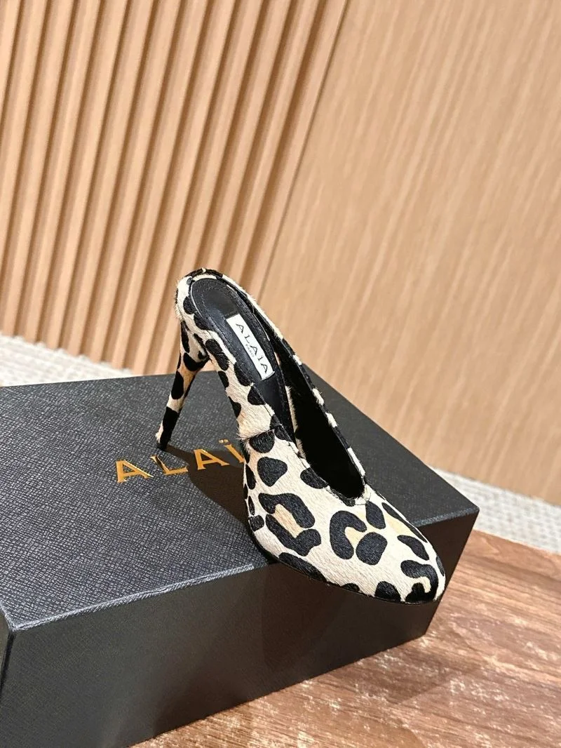 EyeCatching Alaia Sandals 7013