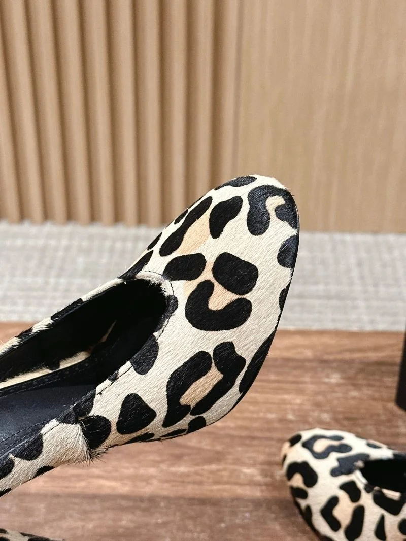 EyeCatching Alaia Sandals 7013