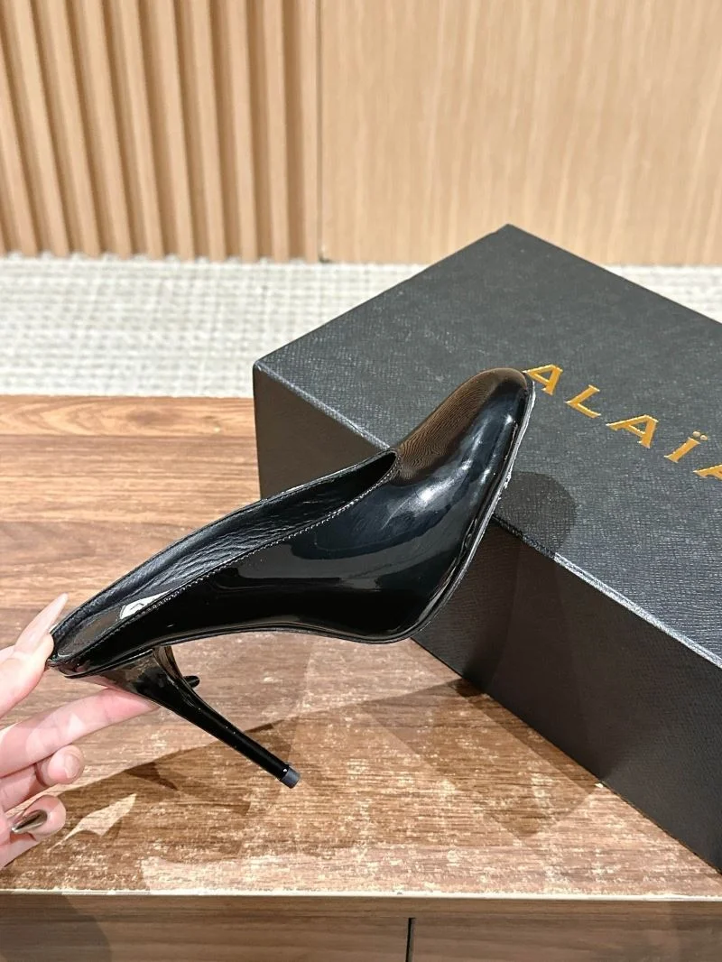 TravelReady Alaia Sandals 7015