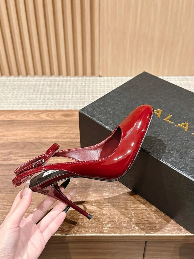 Alaia Sandals Compact 6986