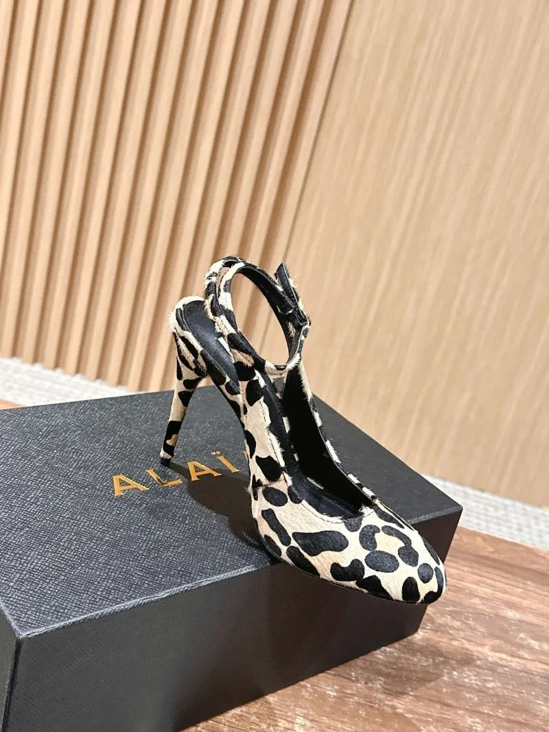 Unique Alaia Sandals 7064