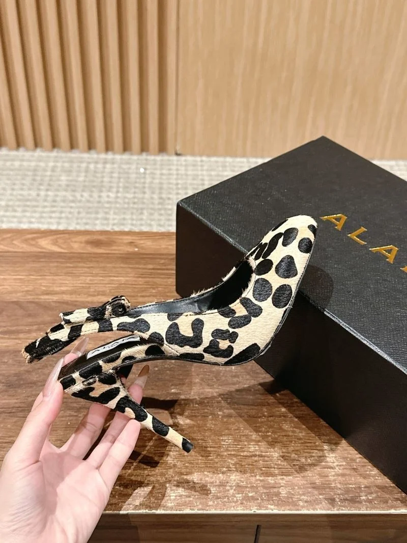 Unique Alaia Sandals 7064