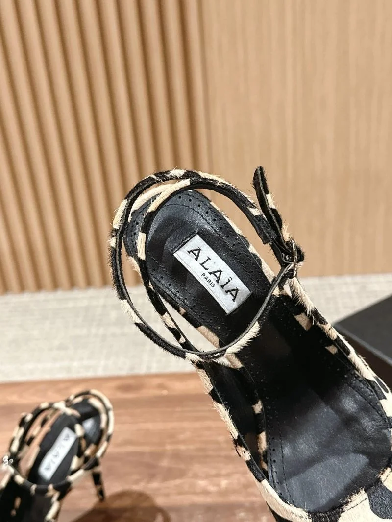 Unique Alaia Sandals 7064