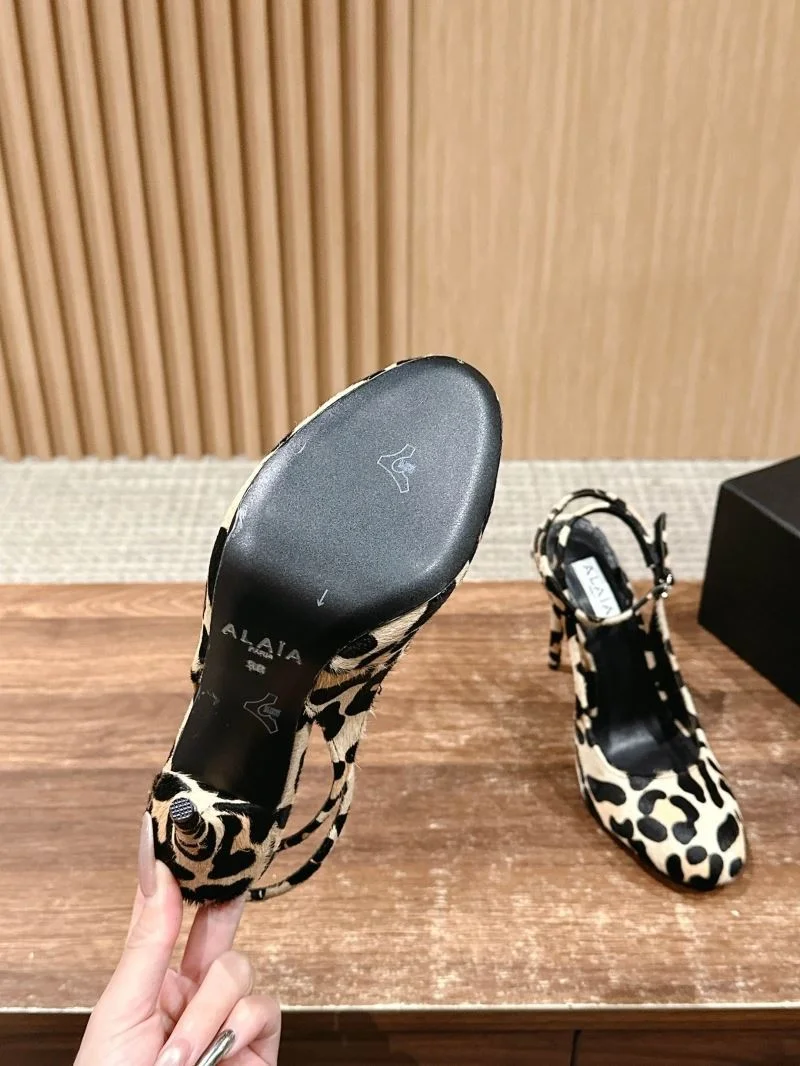 Unique Alaia Sandals 7064