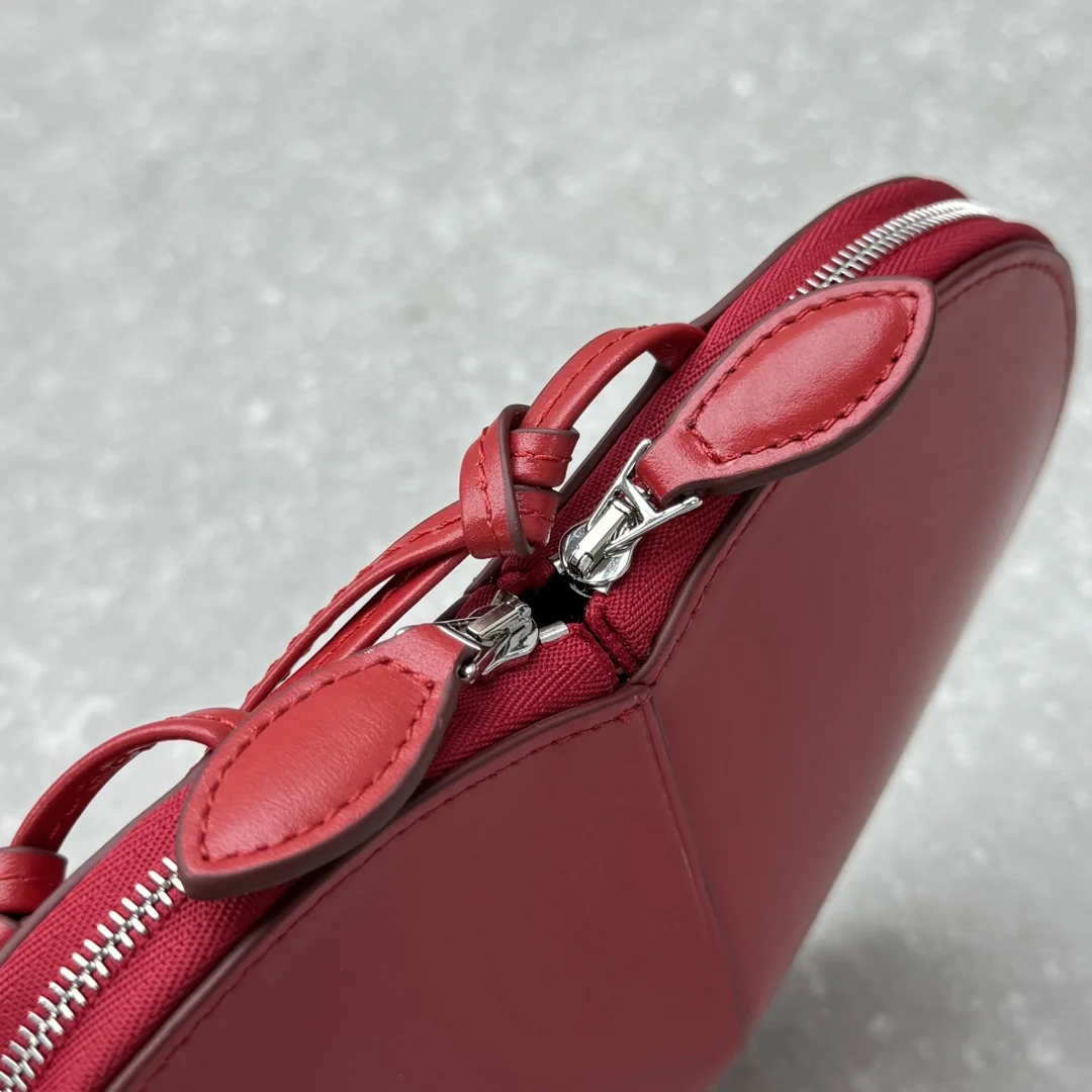 Alaia Satchel Bags EasyCare 37574