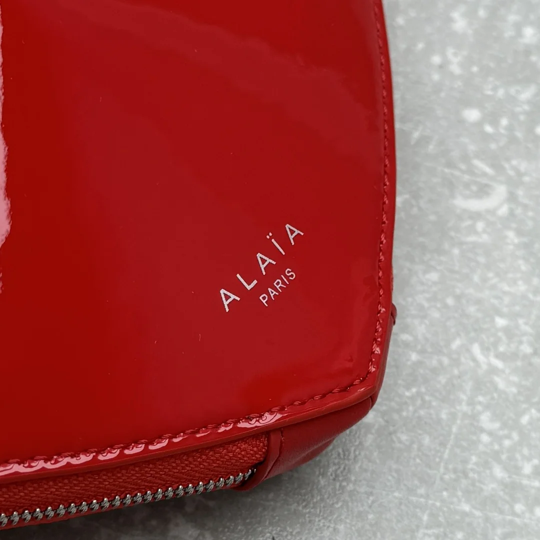 Bold Alaia Satchel Bags 37570