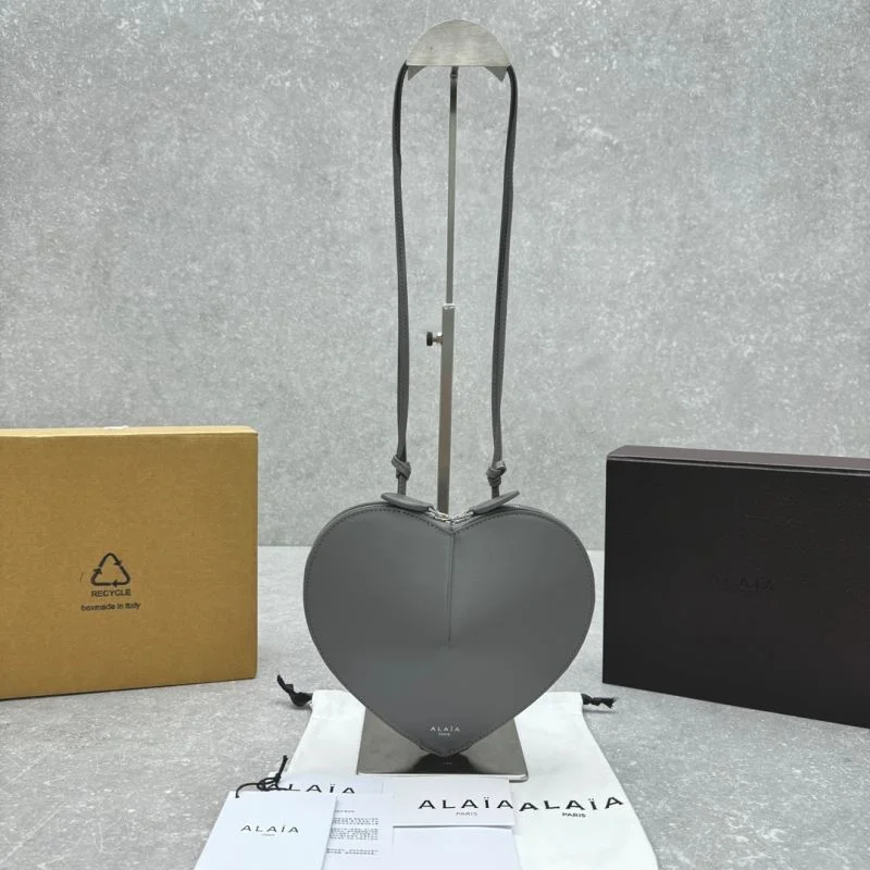 Alaia Satchel Bags Unique 55822