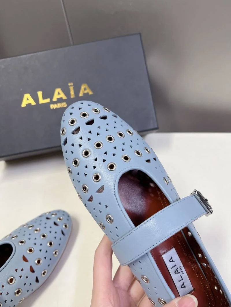 Alaia Shoes ZipUp 8551