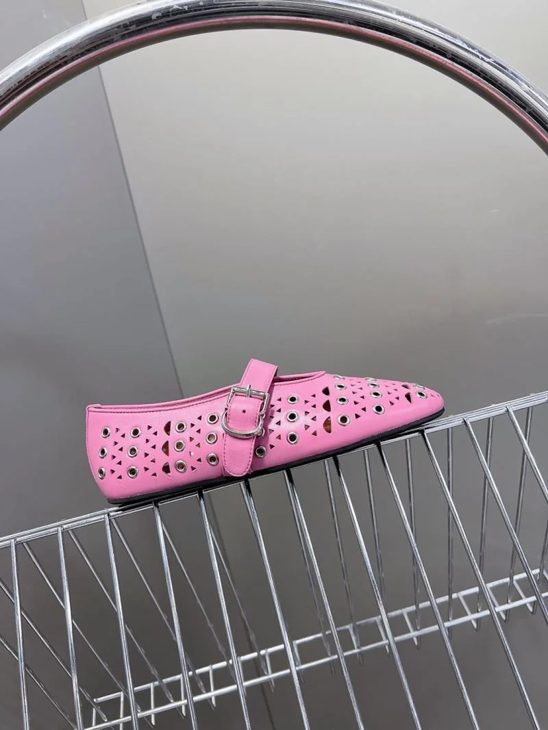 Alaia Shoes ModernLook 8548