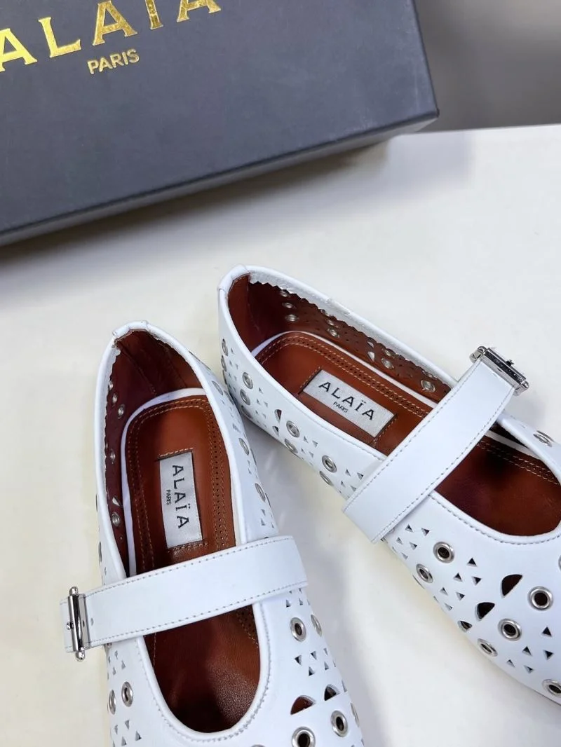 Lightweight Alaia Shoes 8537