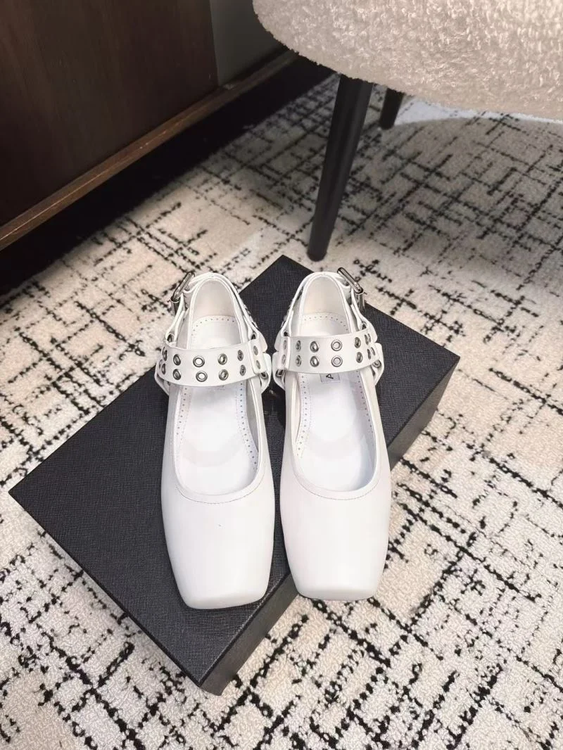 Attractive Alaia Shoes 8535