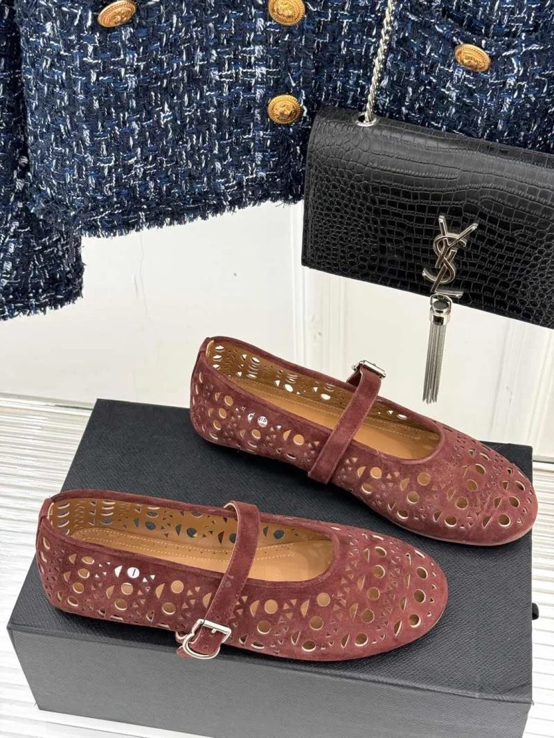 Trendsetting Alaia Shoes 8534