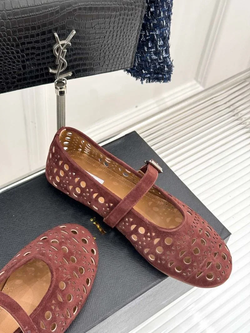 Trendsetting Alaia Shoes 8534
