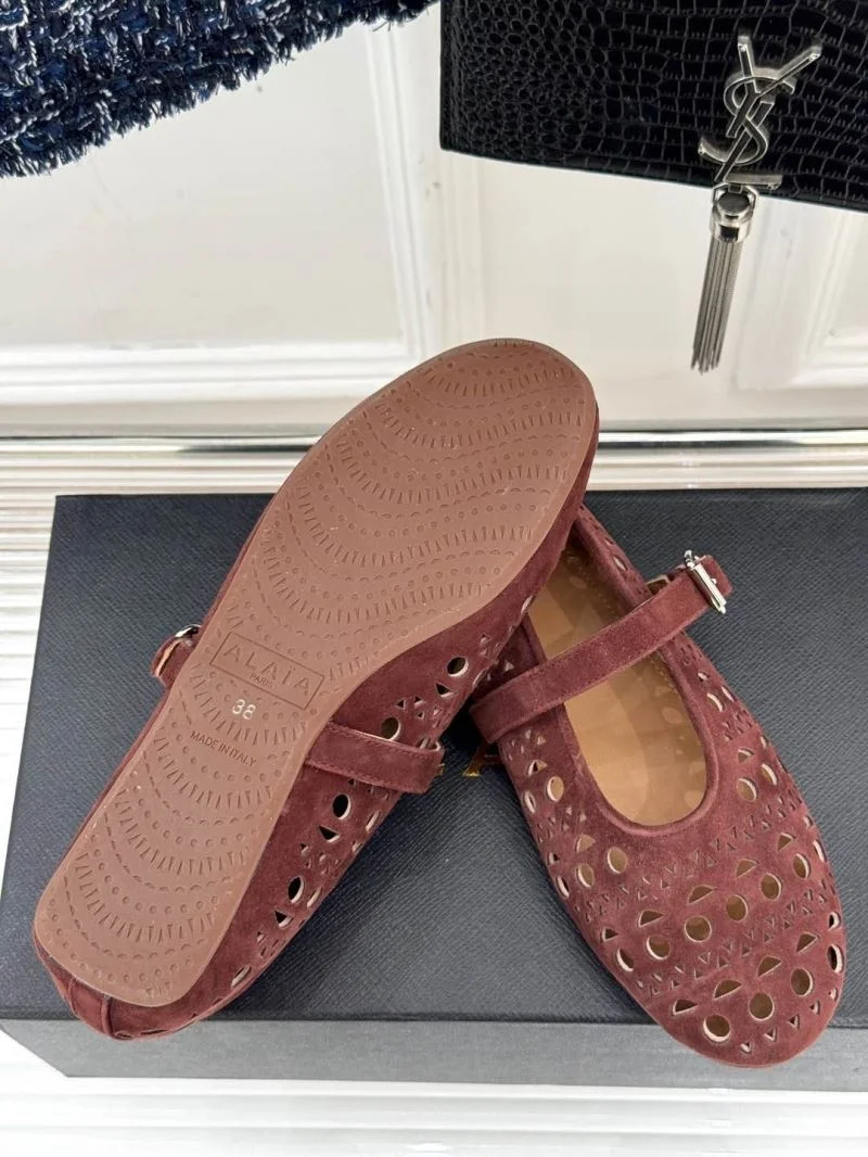 Trendsetting Alaia Shoes 8534