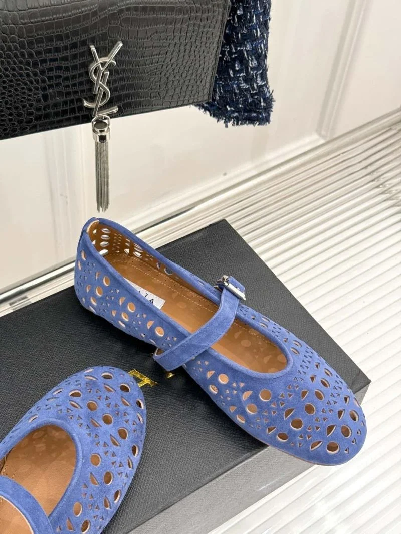 Alaia Shoes OdorResistant 8530