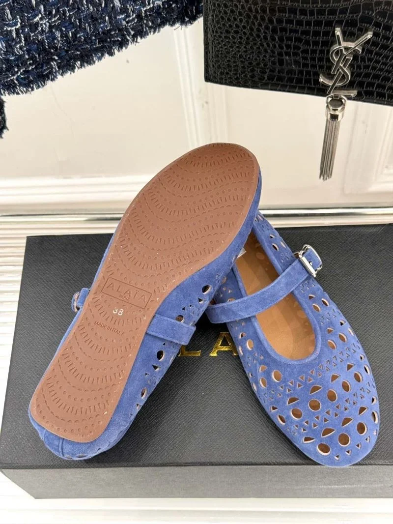Alaia Shoes OdorResistant 8530