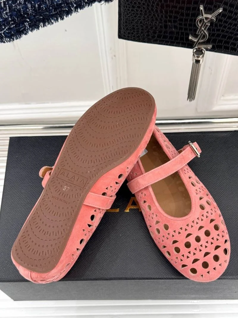 Resilient Alaia Shoes 8533