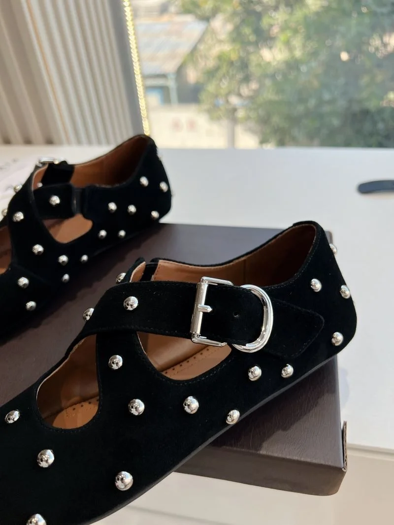 Lightweight Alaia Shoes 8567