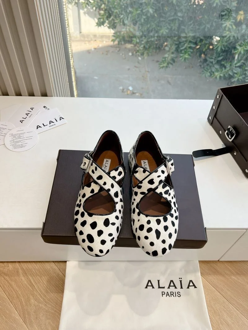 Alaia Shoes Durable 8528