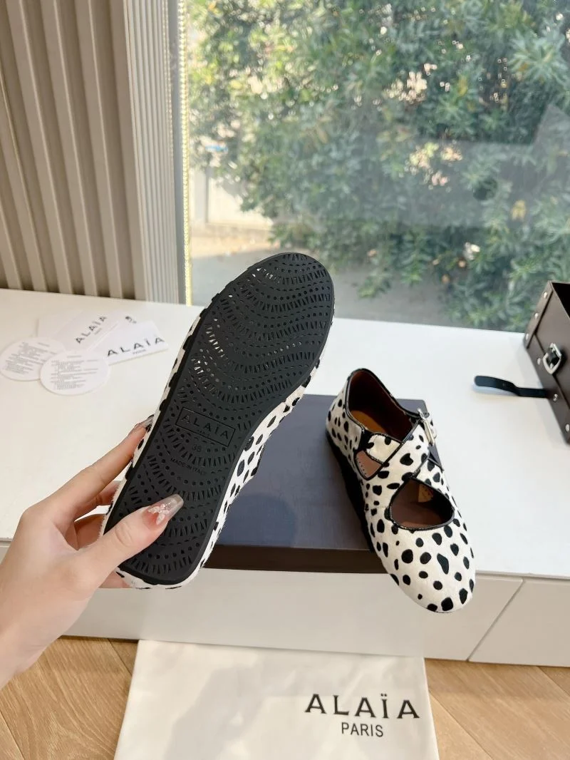 Alaia Shoes Durable 8528
