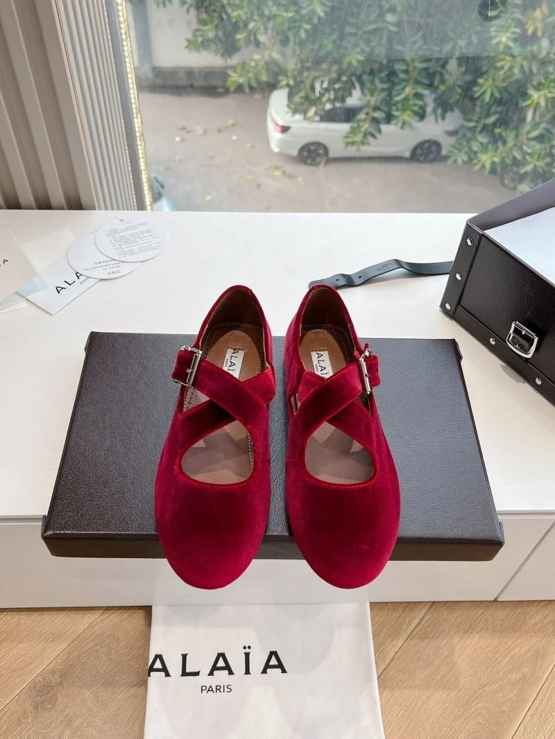 EasyCare Alaia Shoes 8508