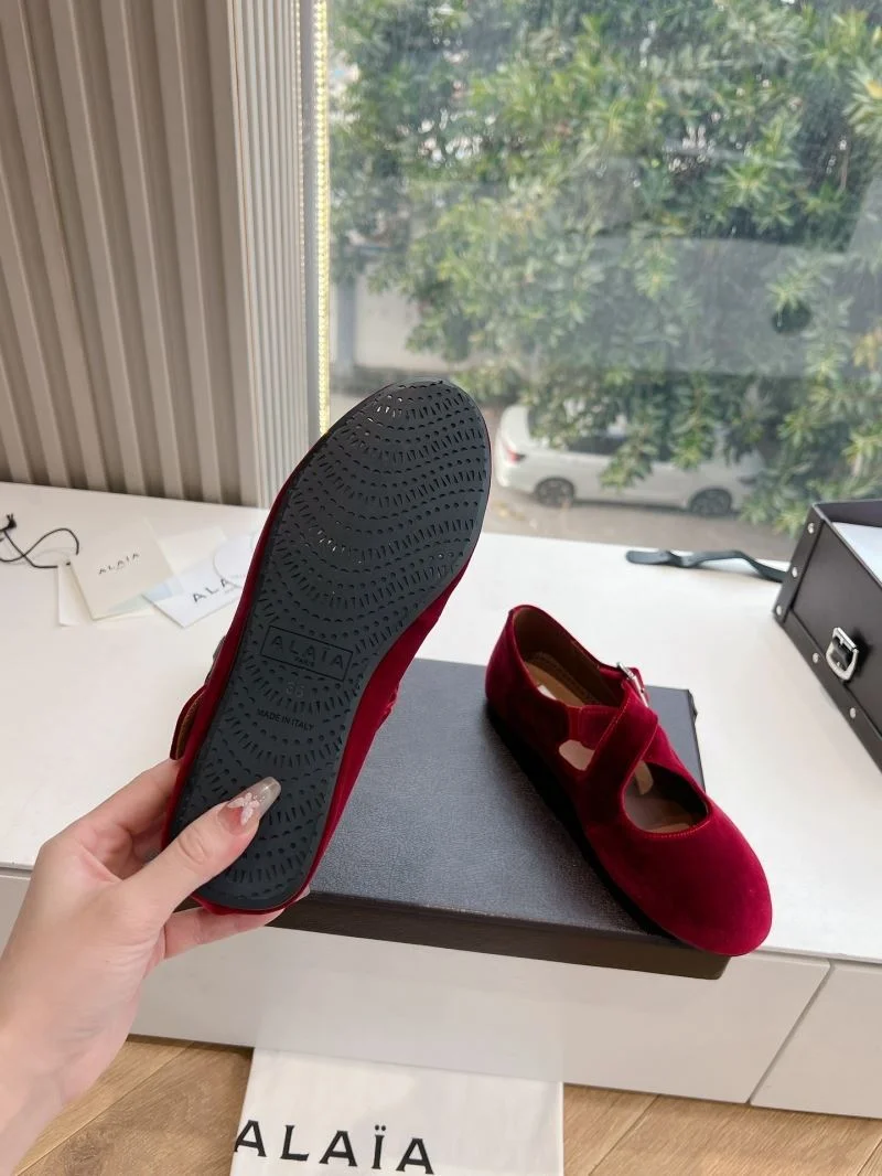 EasyCare Alaia Shoes 8508