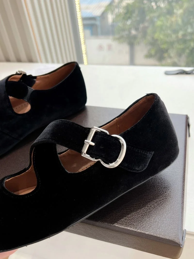 Original Alaia Shoes 8510