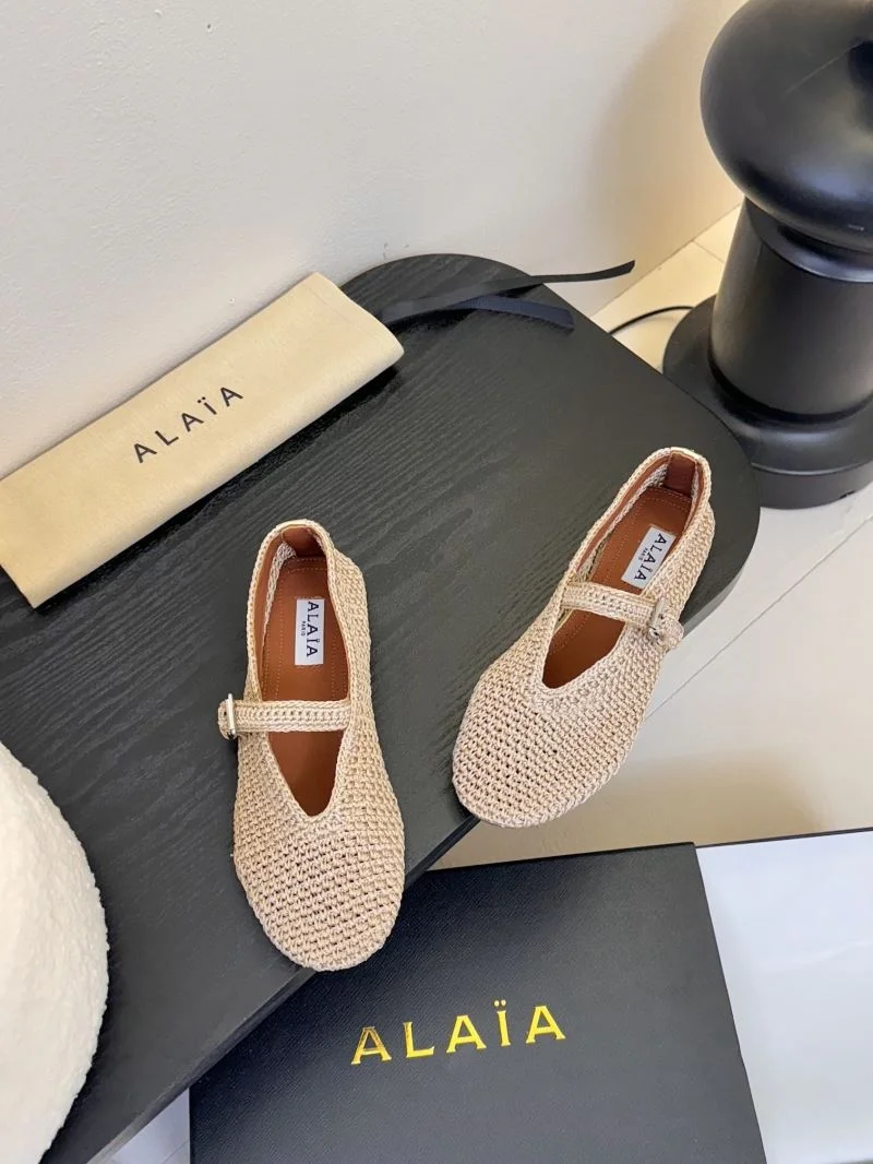 Bright Alaia Shoes 8503