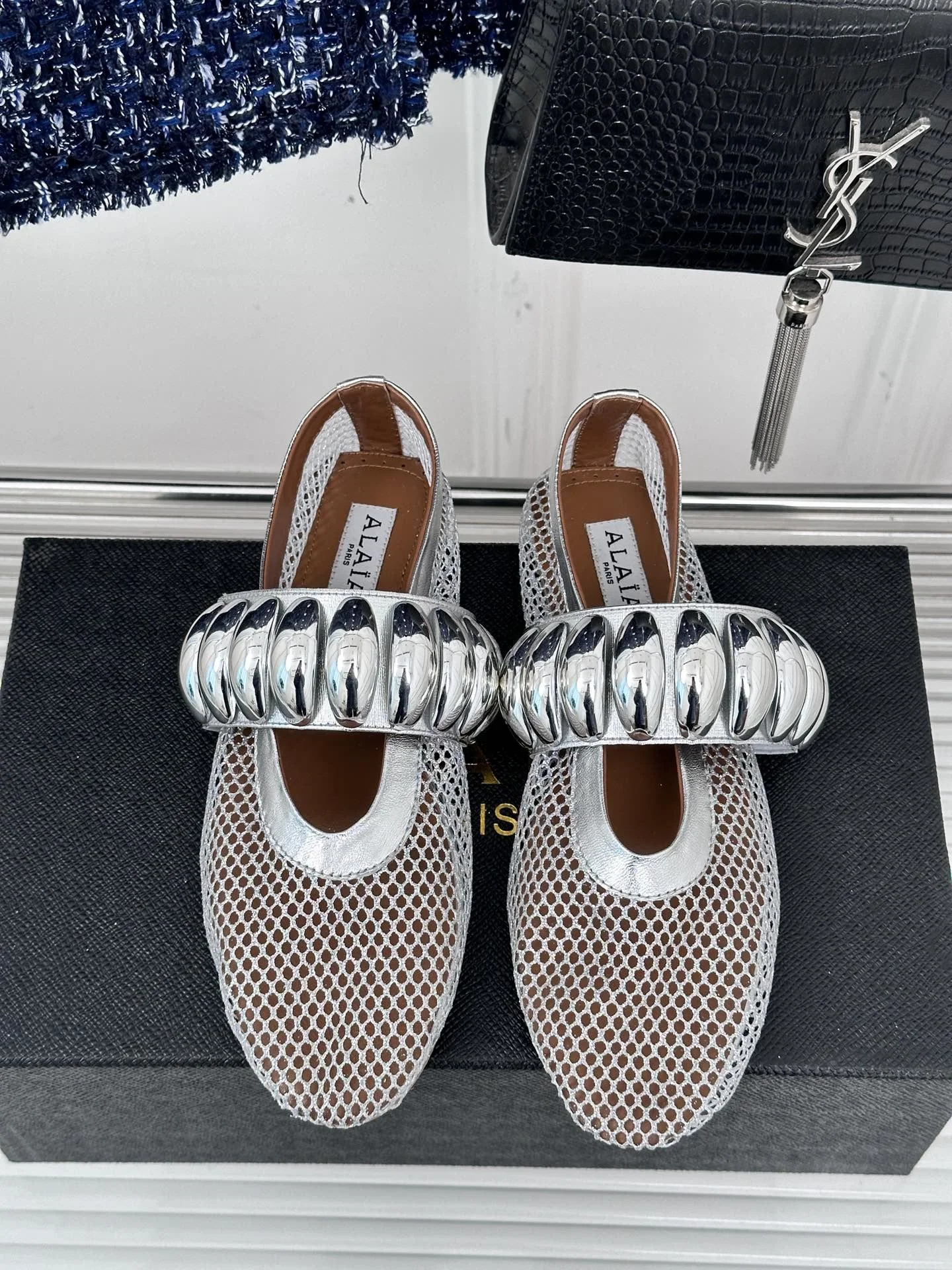Alaia Shoes OdorResistant 8485