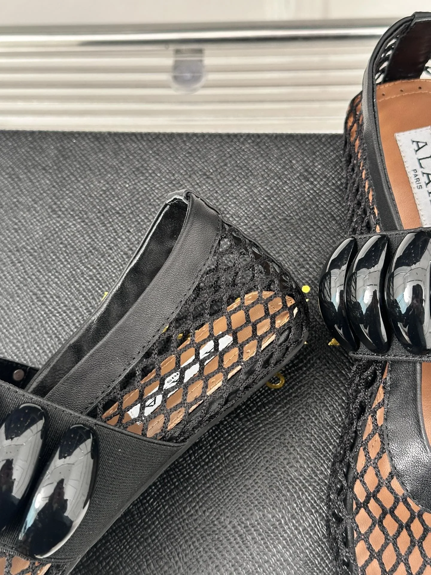 Alaia Shoes FlexibleFit 8487