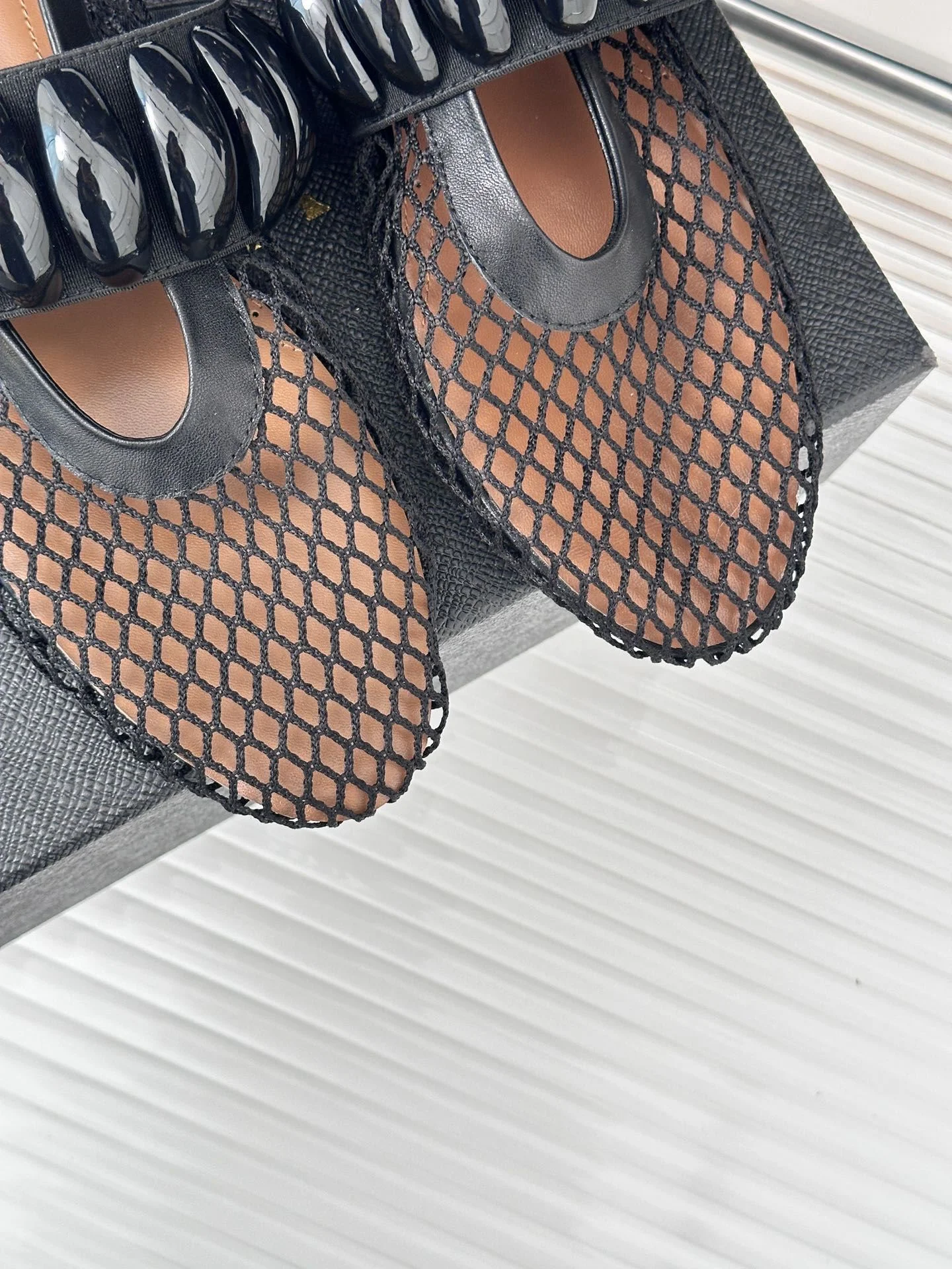 Alaia Shoes FlexibleFit 8487