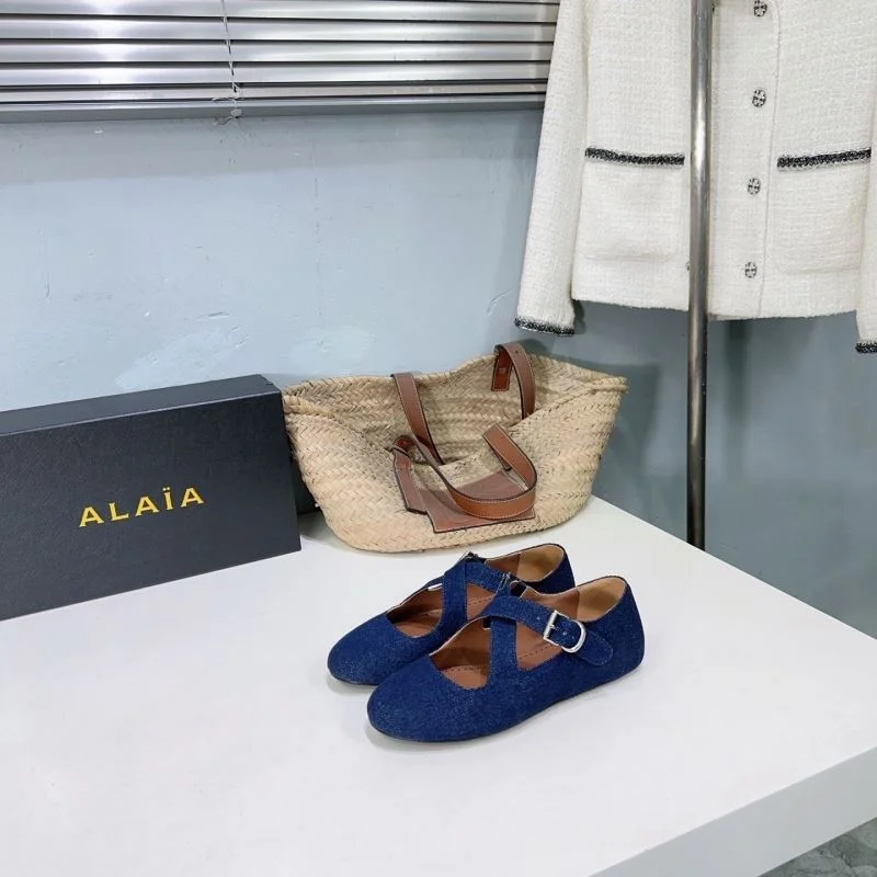 Snug Alaia Shoes 13186