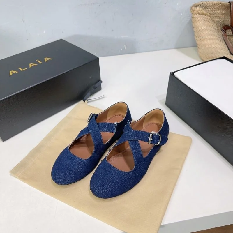 Snug Alaia Shoes 13186