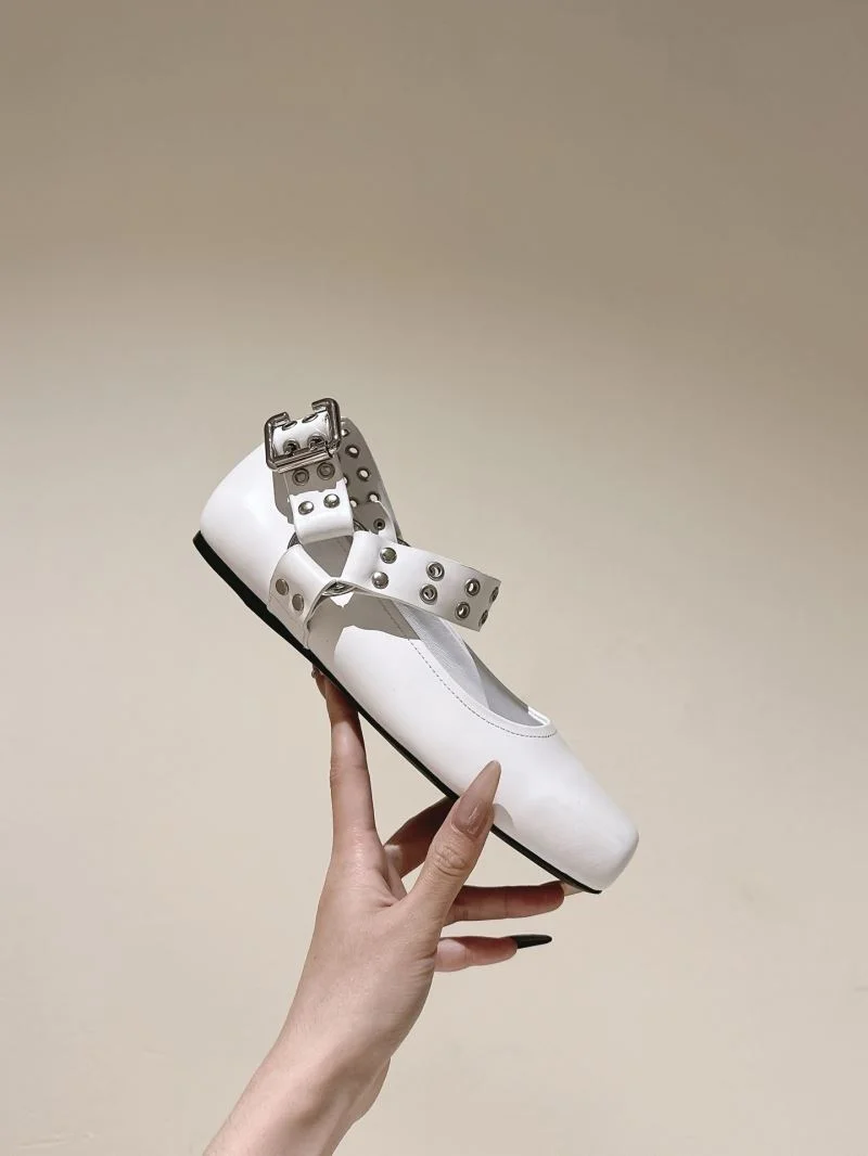 SportInspired Alaia Shoes 13175