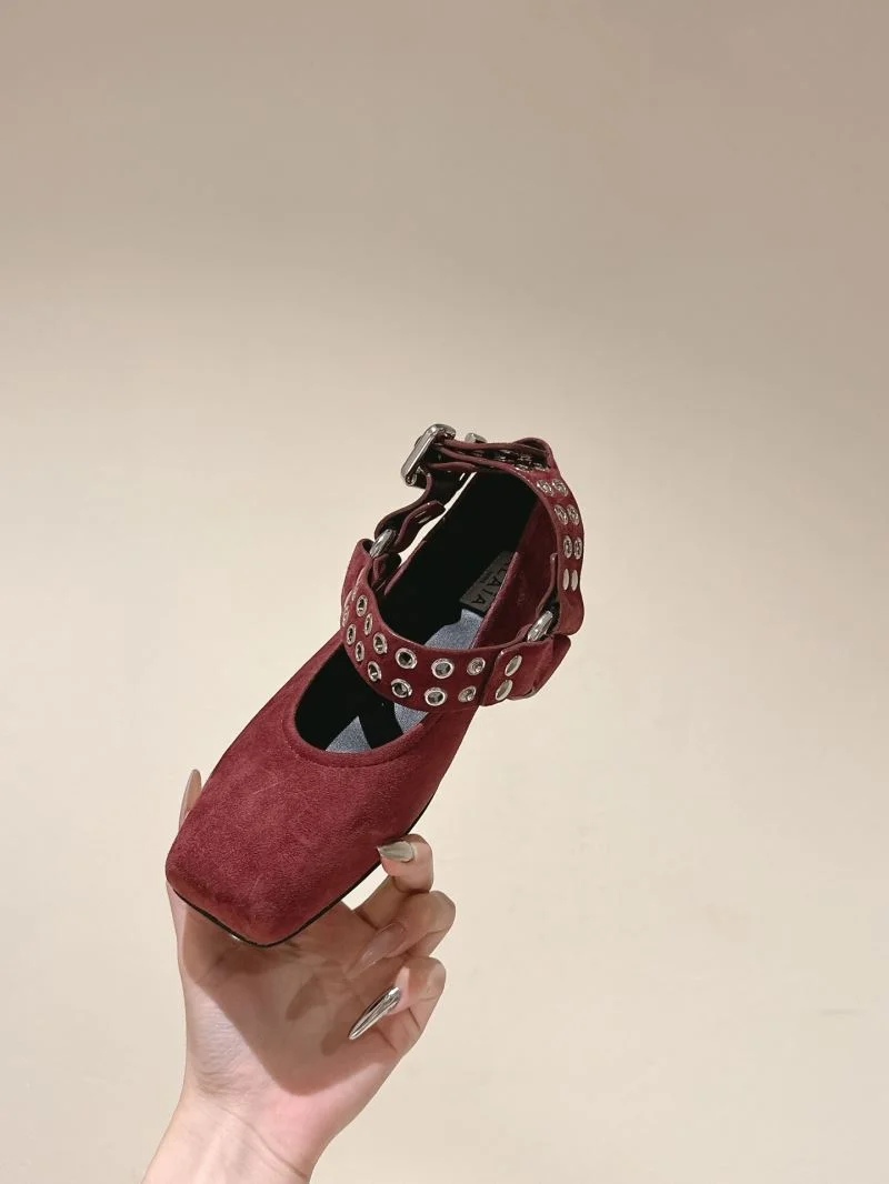 Alaia Shoes Packable 13168
