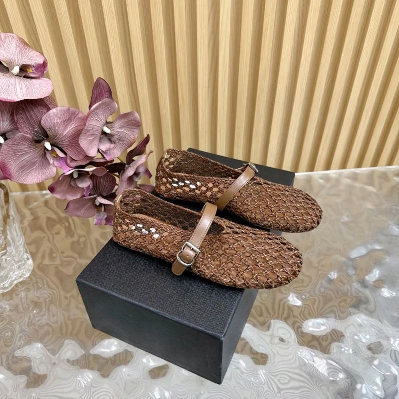 Casual Alaia Shoes 10696