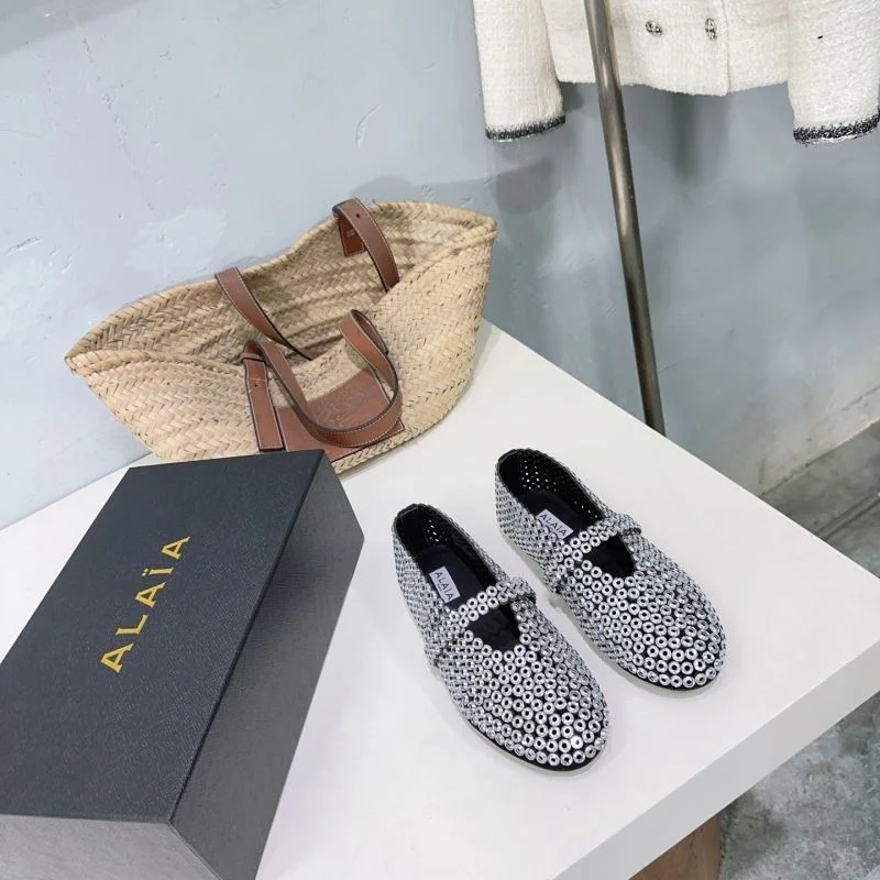 Alaia Shoes Compact 10659