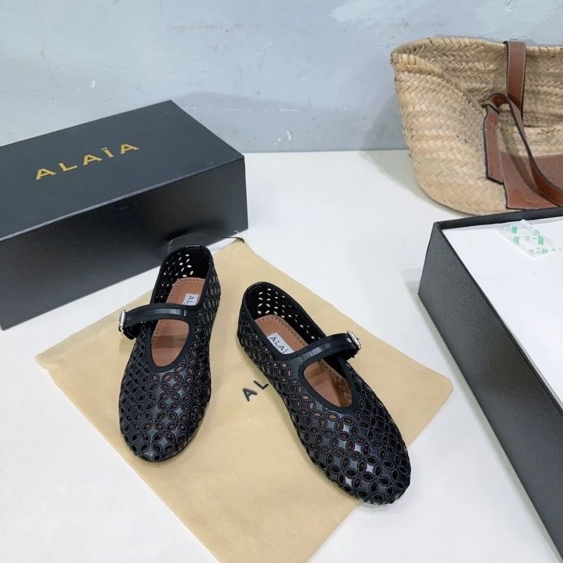 Alaia Shoes TechFriendly 10649