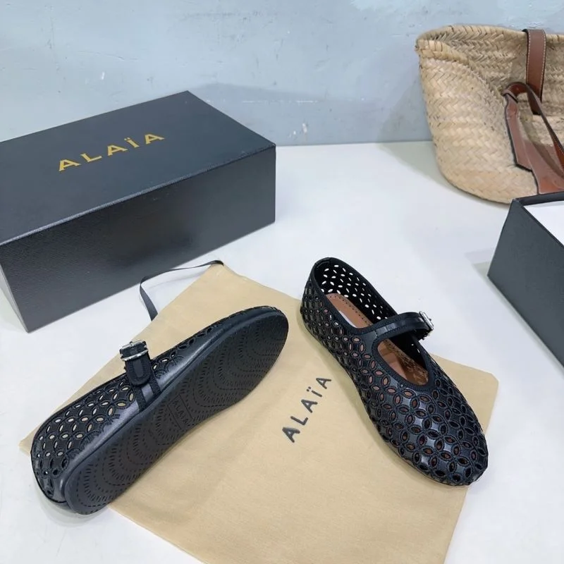 Alaia Shoes TechFriendly 10649