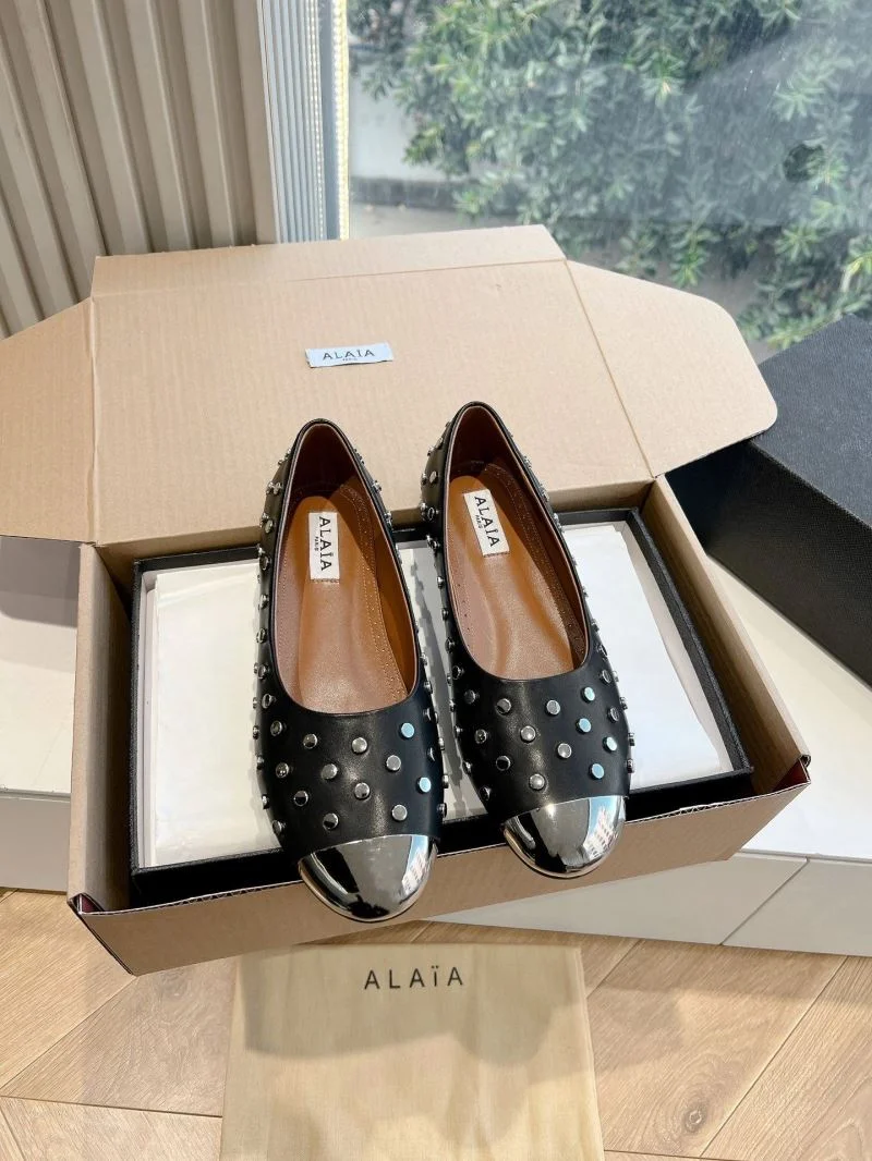 Compact Alaia Shoes 15971