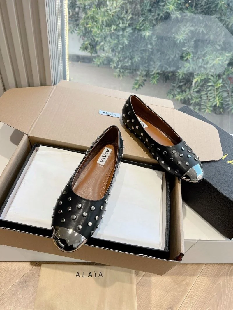 Compact Alaia Shoes 15971