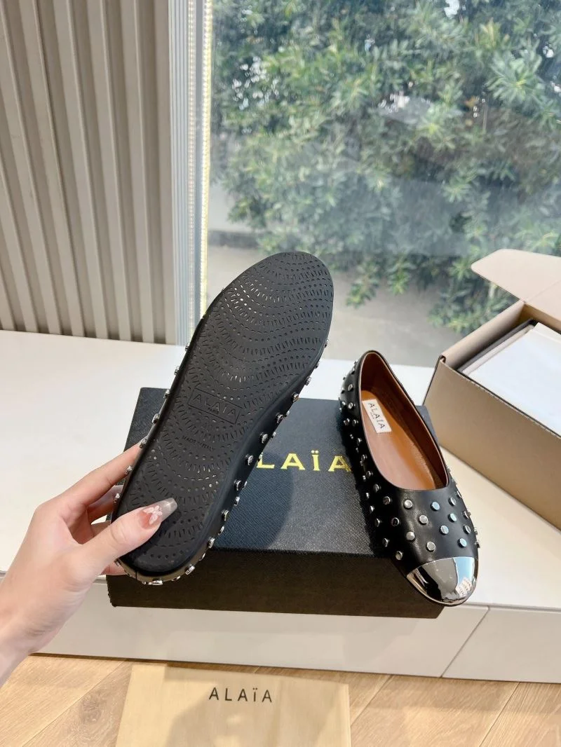 Compact Alaia Shoes 15971