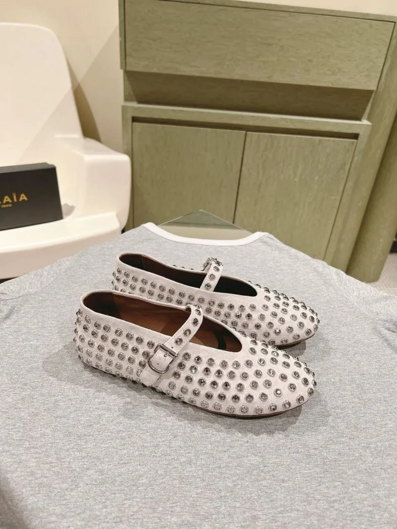 Modern Alaia Shoes 15953