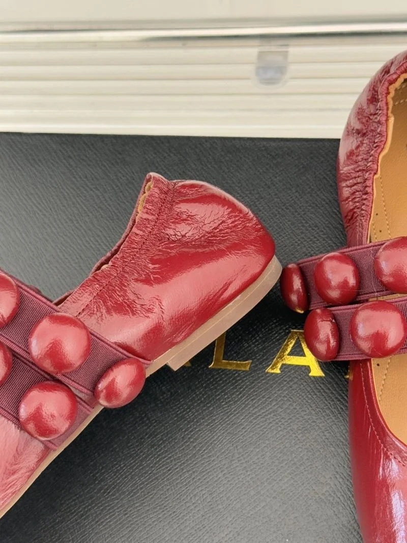 Alaia Shoes ModernLook 15970