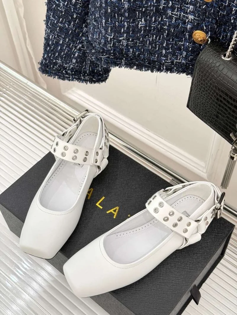 Modern Alaia Shoes 15959